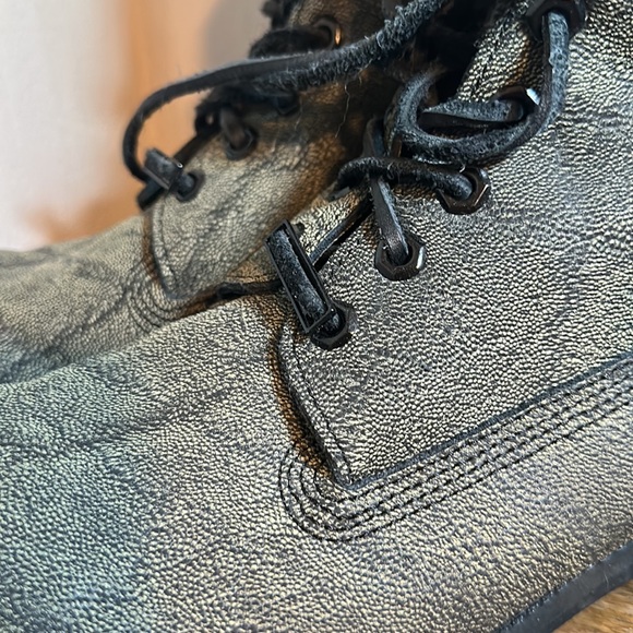 M9.5 special edition timberlands - Picture 2 of 5